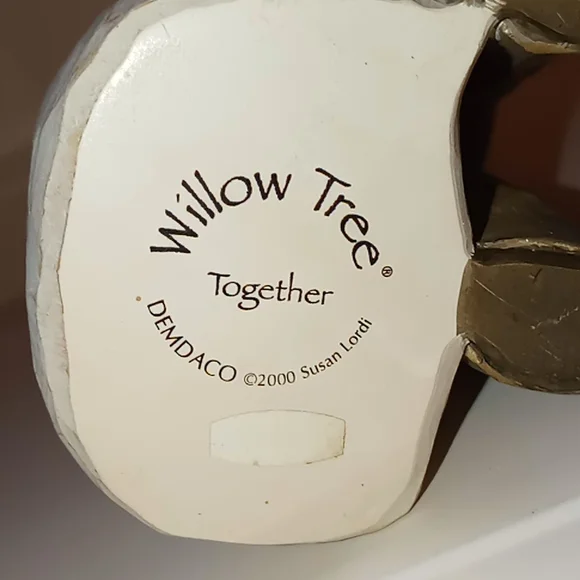 Willow Tree - "Together" Figurine. A beautiful piece in great condition. - Picture 3 of 3